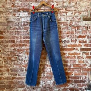 Vintage high waisted Lee jeans